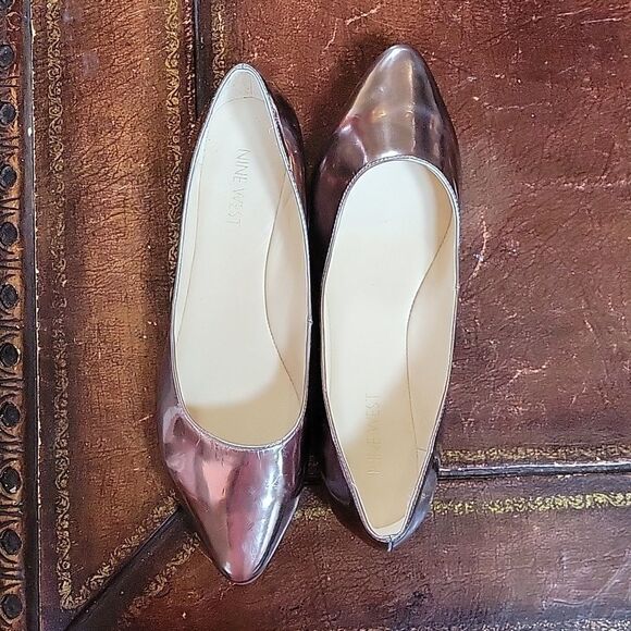NINE WEST POINTED ROSE GOLD METALLIC SLIP-ON WOMEN"S FLAT SHOE - Picture 6 of 15